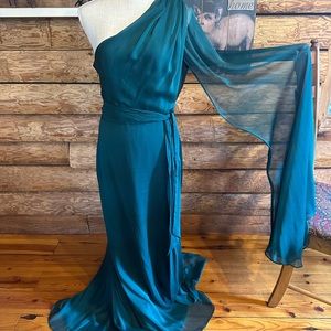 Beautiful Alex Marie occasions dress